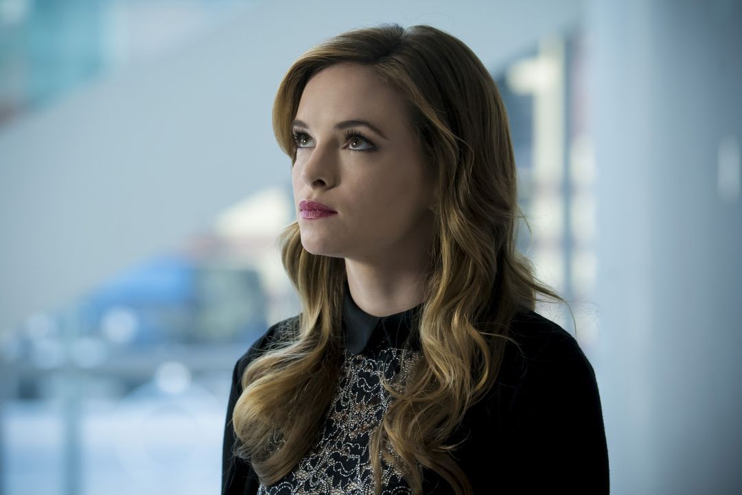 Caitlin (Danielle Panabaker) will endlich herausfinden, was mit ihr geschehen ist und hofft an unerwarteter Stelle auf einen Rat ... - Bildquelle: 2016 Warner Bros.