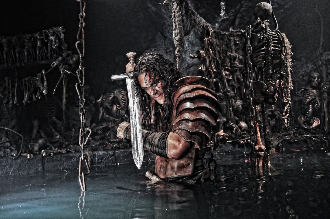 Für Conan (Jason Momoa) ist kein Weg zu weit, kein Berg zu hoch und kein Wasser zu tief. Er möchte Vergeltung für den Tod seines Vaters - um jeden P... - Bildquelle: Nu Image Films