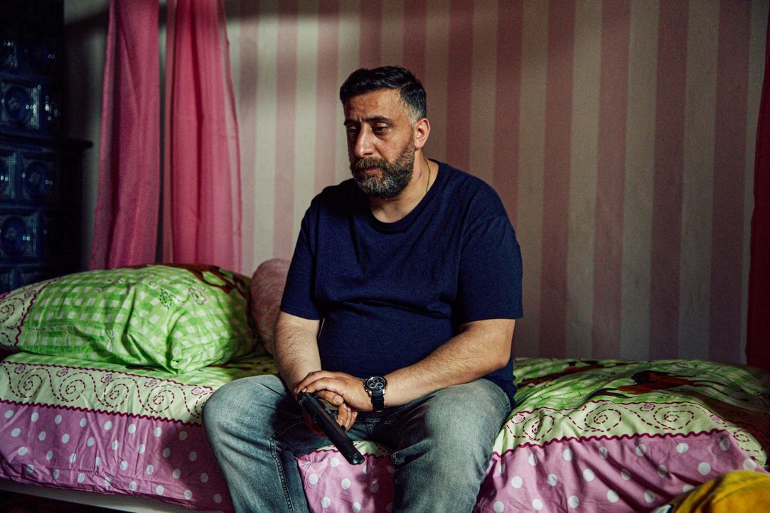 Toni (Kida Khodr Ramadan) - Bildquelle: Julian Baumann 2019 Turner Broadcasting System Europe Limited - a WarnerMedia Company / Julian Baumann