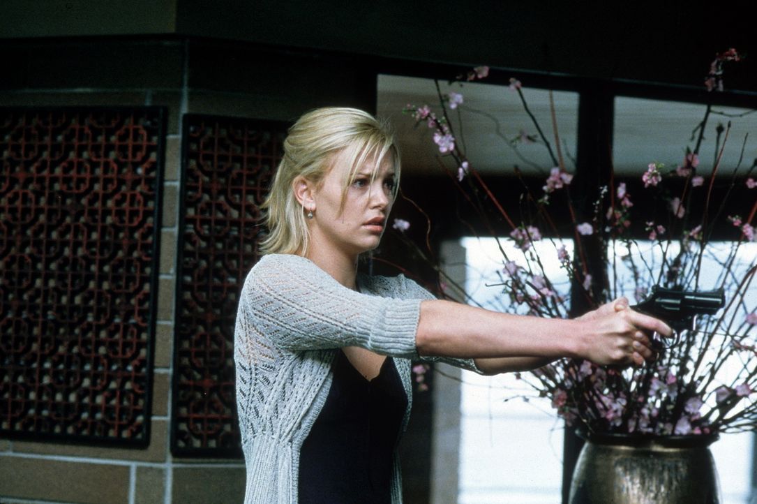 Für Joe, Cheryl und Marvin war es der perfekte Plan, doch Karen (Charlie Theron) versucht alles, um ihre Tochter lebend zurückzubekommen ... - Bildquelle: Senator Film