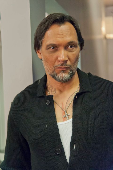 Als ehemaliger Gangster kann Nero (Jimmy Smits) Jax einige Tipps geben, aber auch gute? - Bildquelle: 2012 Twentieth Century Fox Film Corporation and Bluebush Productions, LLC. All rights reserved.