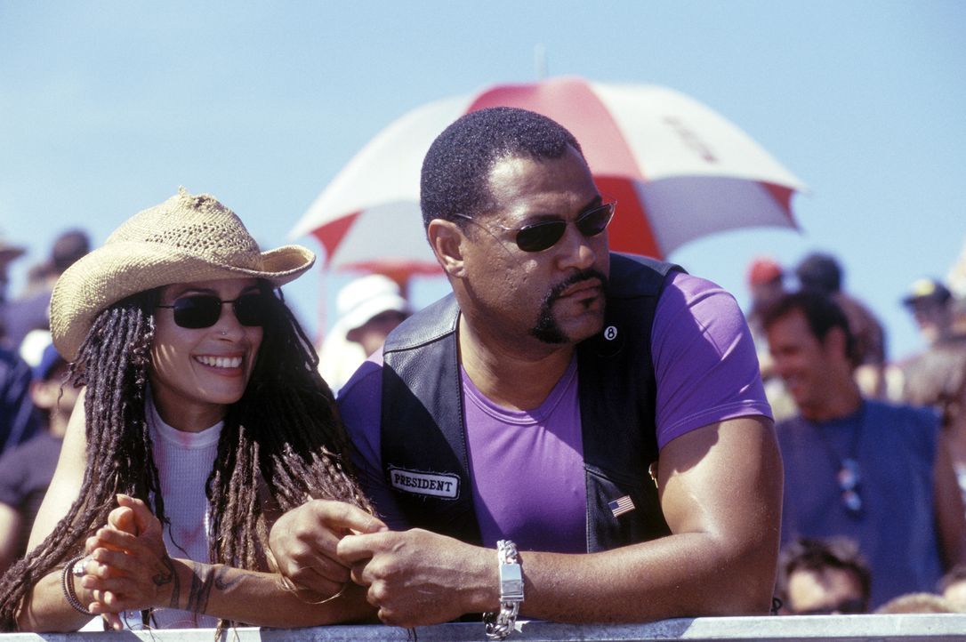 Ausgerechnet Queenie (Lisa Bonet, l.) bittet Smoke (Laurence Fishburne, r.), seinen Rivalen Kid, ihren Sohn, zur Vernunft zu bringen ... - Bildquelle: DreamWorks SKG