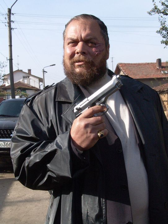 Nick Cherenko hat noch eine Rechnung mit dem Gangster Sasha (Ivan Petrushinov) offen. Aber nicht mehr lange ... - Bildquelle: Nu Image Films