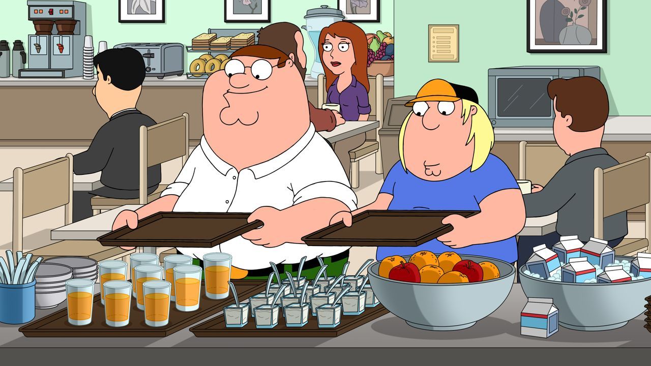 Peter Griffin (l.); Chris Griffin (r.) - Bildquelle: © 2021-2022 Fox Broadcasting Company, LLC. All rights reserved.