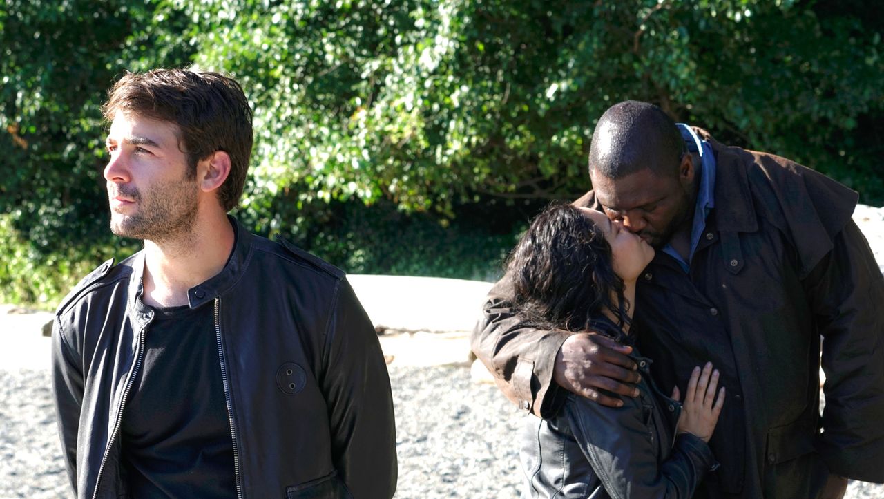 зверинец 2015. билли бёрк. нонсо анози. нонсо анози. зверинец 2015.