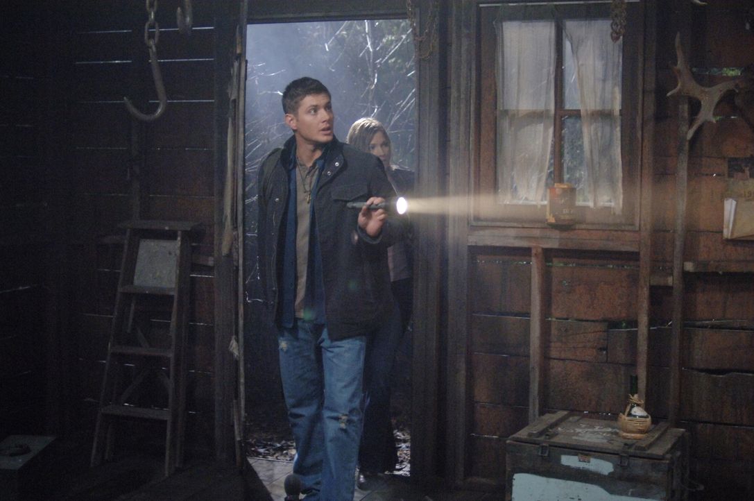 Im Kampf gegen das Übernatürliche: Dean Winchester (Jensen Ackles) ... - Bildquelle: Warner Bros. Television