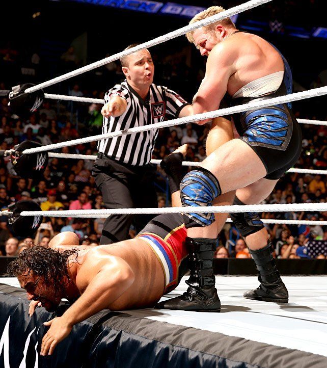 SmackDown 30. August12