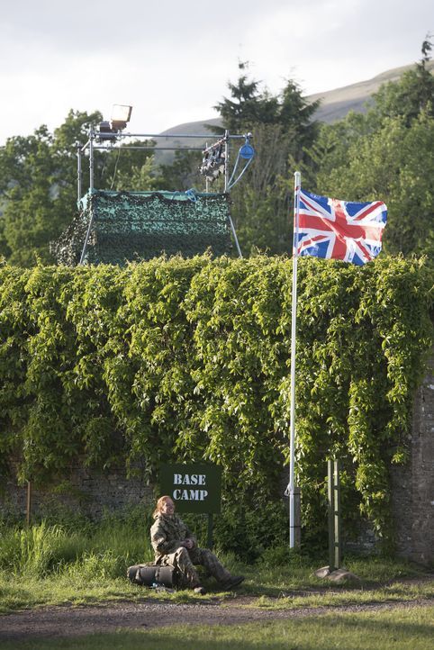 Als "Höhepunkt" erwartet die Teilnehmer des Bootcamps eine 48-stündige Trainingseinheit mit dem britischen Special Air Service. Davor müssen sie jed... - Bildquelle: Warren Orchard 2015 BBC