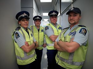 (11. Staffel) - Police Force - Einsatz in Neuseeland - Bildquelle: Mark Smith
