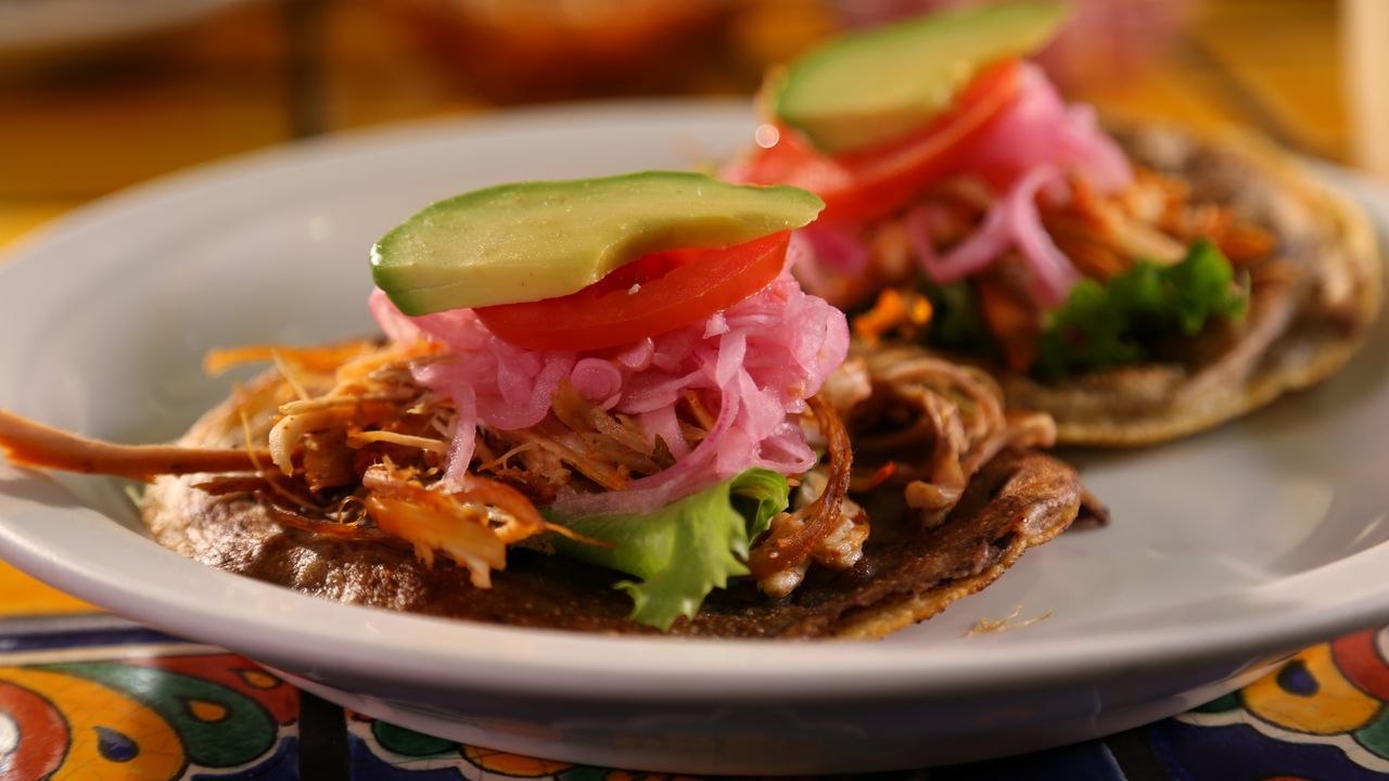 Tacos und andere Teigwaren - Bildquelle: Discovery Inc.