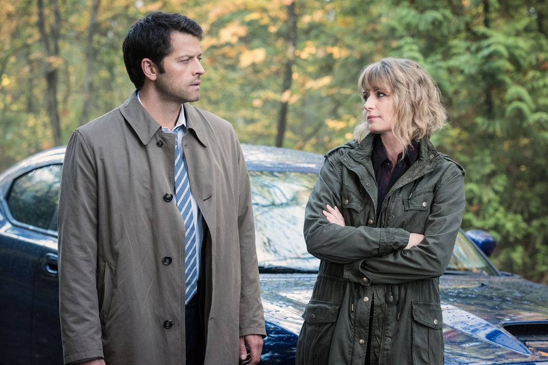 Castiel (Misha Collins, l.); Mary (Samantha Smith, r.) - Bildquelle: Dean Buscher 2016 The CW Network, LLC. All Rights Reserved / Dean Buscher