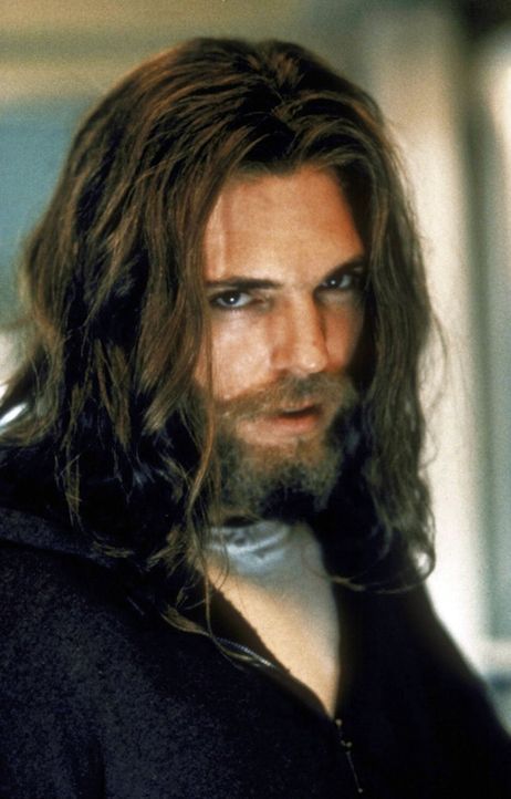 Ein Verdächtiger, der angeblich Skinner vergiftet haben könnte. - Bildquelle: TM +   2000 Twentieth Century Fox Film Corporation. All Rights Reserved.