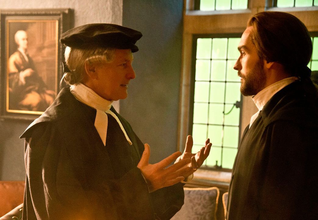 Im Fegefeuer findet sich Ichabod (Tom Mison, r.) in seiner eigenen "Wunschwelt" bei seinem Vater (Victor Garber, l.) wieder ... - Bildquelle: 2014 Twentieth Century Fox Film Corporation. All rights reserved.