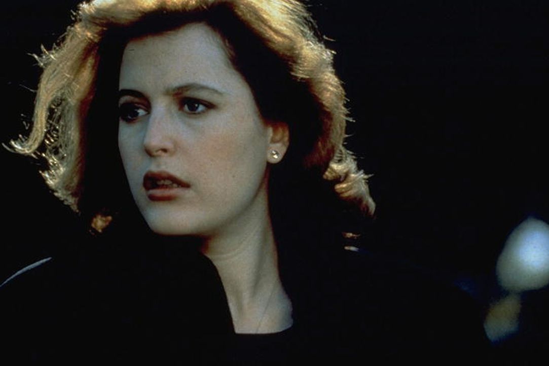 Scully (Gillian Anderson) gerät auf der Suche nach einem Vietnam-Veteran, der seit 24 Jahren nicht geschlafen hat, in arge Bedrängnis ... - Bildquelle: TM +   Twentieth Century Fox Film Corporation. All Rights Reserved.