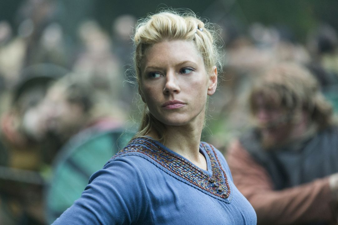 Plant, Kattegat anzugreifen und Aslaug zu stürzen: Lagertha (Katheryn Winnick). Währenddessen erleidet Ragnars Flotte Schiffbruch ... - Bildquelle: 2016 TM PRODUCTIONS LIMITED / T5 VIKINGS III PRODUCTIONS INC. ALL RIGHTS RESERVED.