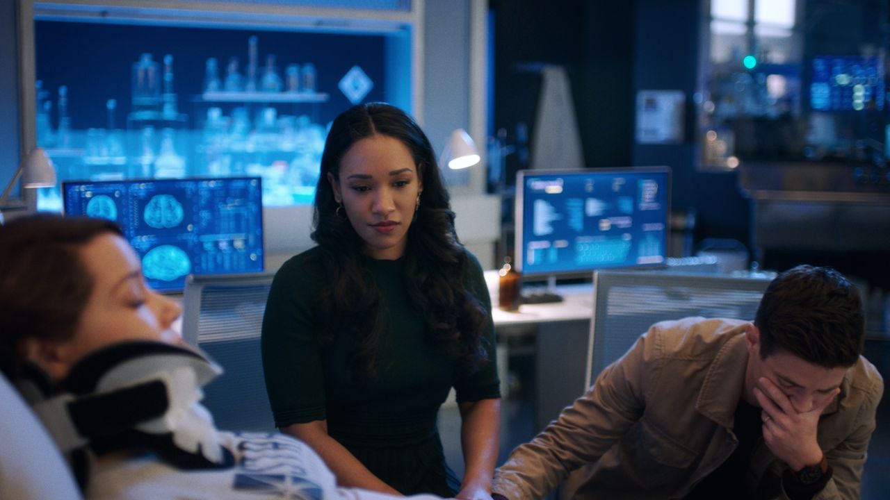 (v.l.n.r.) Nora (Jessica Parker Kennedy); Iris (Candice Patton); Barry (Grant Gustin) - Bildquelle: © 2018 The CW Network, LLC. All rights reserved.