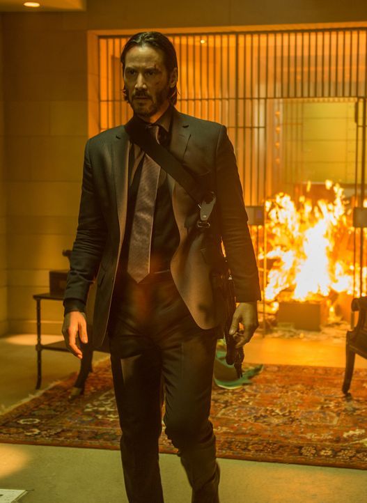 Demontiert Gangsterboss Viggo Tarasof vollständig: Auftragskiller John Wick (Keanu Reeves) auf Rachefeldzug ... - Bildquelle: 2014 SUMMIT ENTERTAINMENT, LLC. ALL RIGHTS RESERVED.