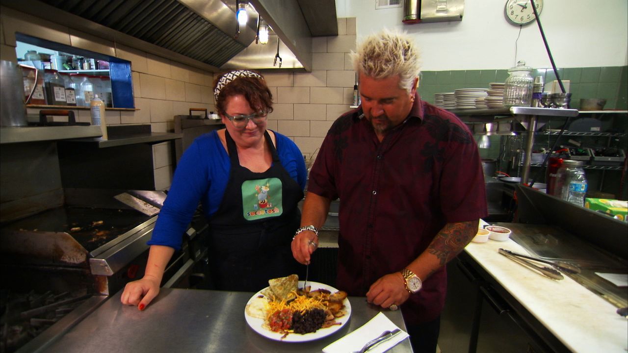Guy Fieri (r.) - Bildquelle: 2013,Television Food Network, G.P. All Rights Reserved