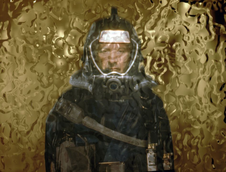 Trügerisch-schön: Dr. Norman Goodman (Dustin Hoffman) steht vor dem goldenen Artefakt, das die Crew auf dem mysteriösen Raumschiff entdeckt ... - Bildquelle: Warner Bros. Pictures