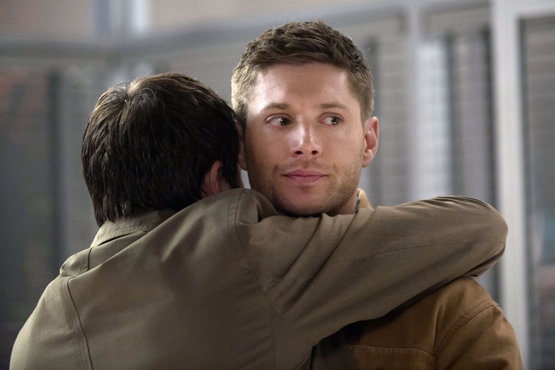 Als Castiel ihn bittet, mit Gewalt Informationen aus einem Engel herauszubekommen, ist Dean (Jensen Ackles) sofort dabei - ohne Skrupel ... - Bildquelle: 2013 Warner Brothers
