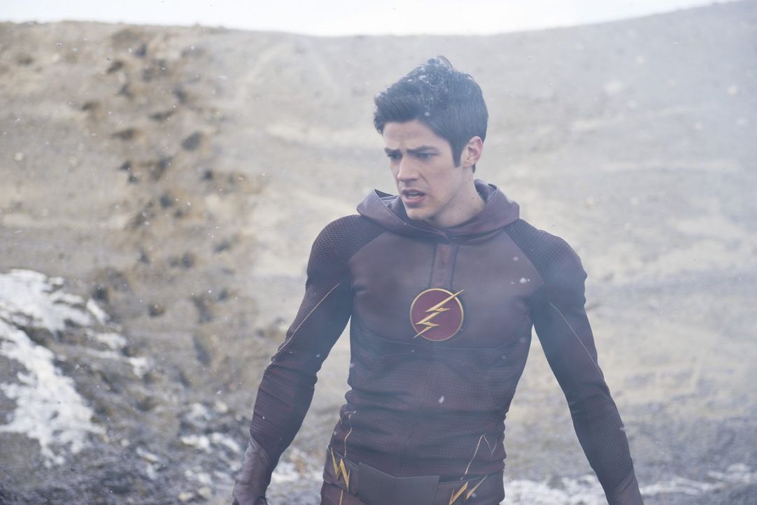 Noch aht Barry alias The Flash (Grant Gustin) nicht, welche Schwierigkeiten ihm der General noch machen wird ... - Bildquelle: Warner Brothers.