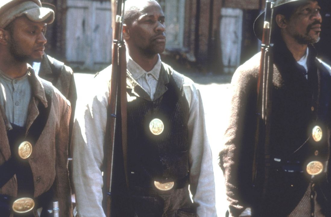 Der aufrührerischer Soldat Trip (Denzel Washington, M.) ist aus der Sklaverei in die Armee geflohen, um für seine Rechte zu kämpfen ... - Bildquelle: TriStar Pictures