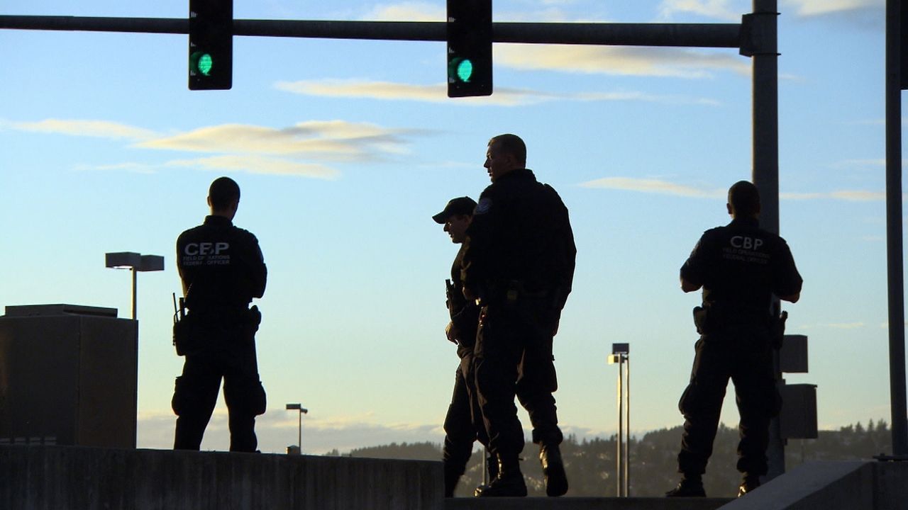 Der Beruf als Grenzpolizist bedeutet ein Leben am Limit ... - Bildquelle: Seven Network (Australia)