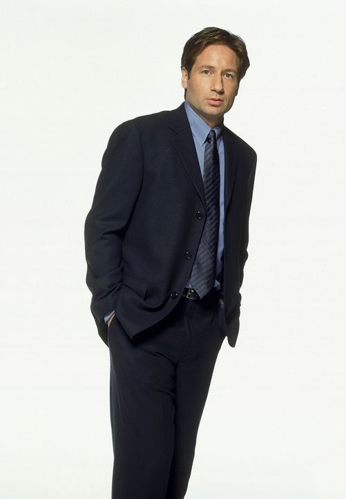 (8. Staffel) - FBI-Agent Fox Mulder (David Duchovny). - Bildquelle: TM +   2000 Twentieth Century Fox Film Corporation. All Rights Reserved.
