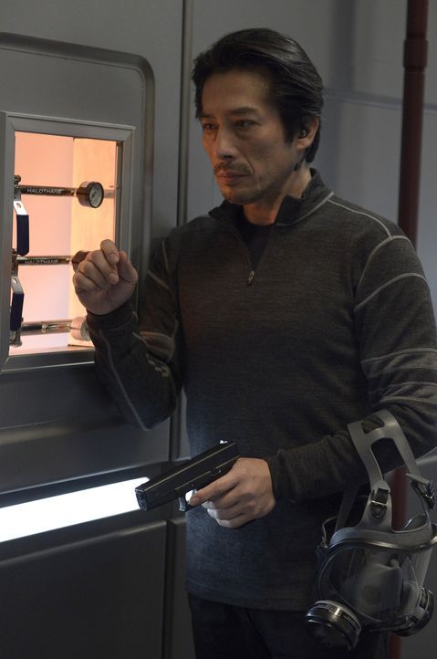 Noch immer glaubt Hatake (Hiroyuki Sanada) an das Gute in dem Virus ... - Bildquelle: 2014 Sony Pictures Television Inc. All Rights Reserved.