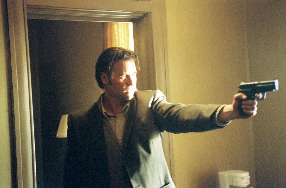 Jäger oder Gejagter?: Frank Kavanaugh (Val Kilmer) ... - Bildquelle: Nu Image