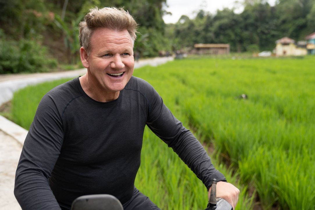 Gordon Ramsay begibt sich auf die Reise nach Sumatra, der zweitgrößten Insel... - Bildquelle: © Studio Ramsay and all3media international