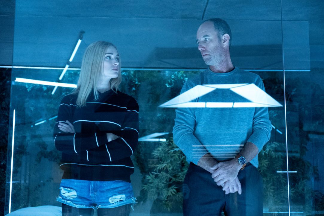 Shauna Babcock (Brianne Howey, l.); Tim Fanning (Jamie McShane, r.) - Bildquelle: Erika Doss 2019 Fox and its related entities. All rights reserved. / Erika Doss