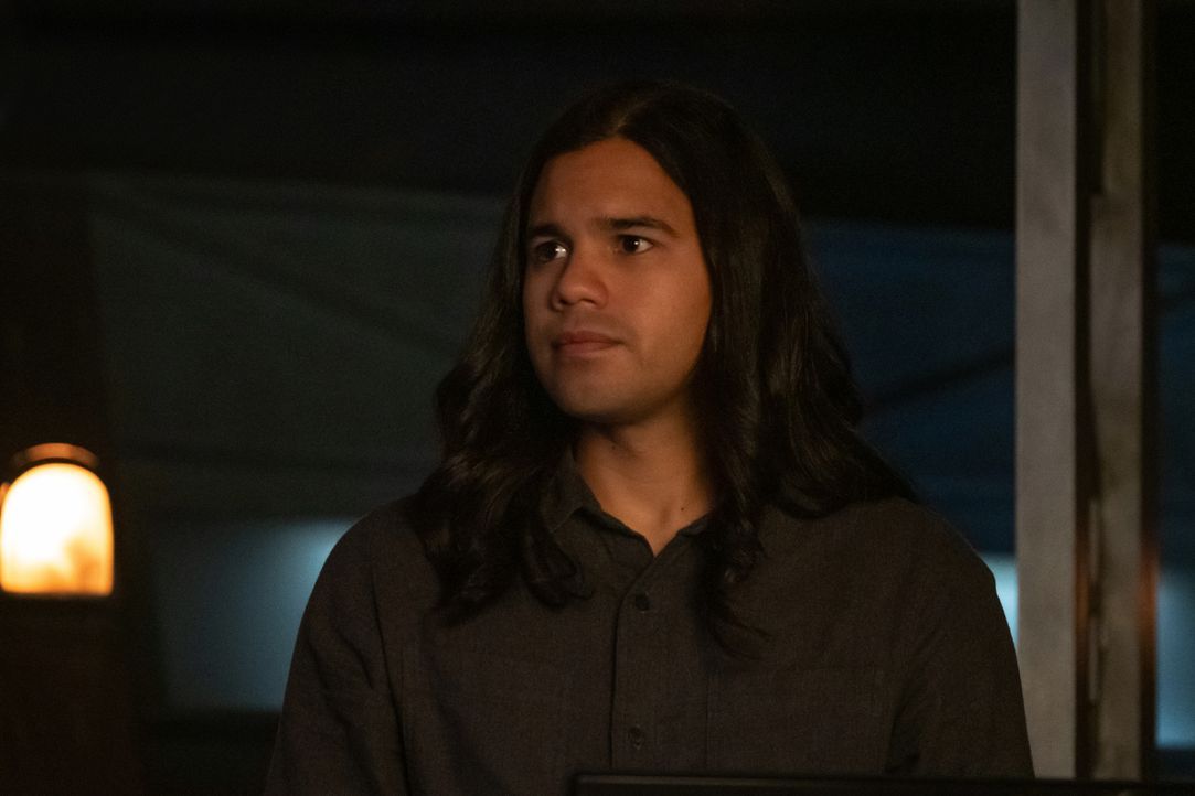 Cisco Ramon (Carlos Valdes) - Bildquelle: Katie Yu 2019 The CW Network, LLC. All rights reserved. / Katie Yu