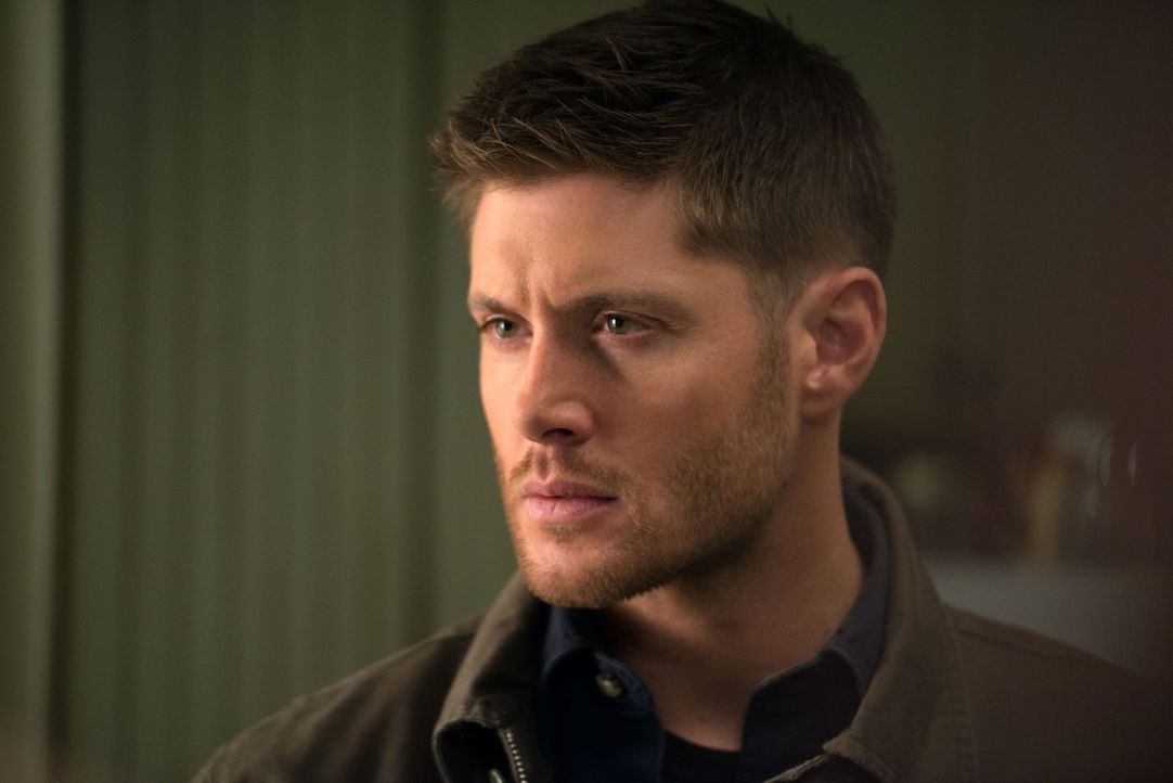 Dean (Jensen Ackles) ist sich sicher, dass bei dem Rudel Werwölfe auf keinen Fall "Friede, Freude, Eierkuchen" herrschen kann. Wird er Recht behalte... - Bildquelle: 2013 Warner Brothers
