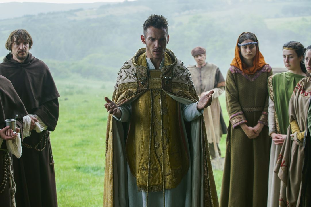 Bishop Heahmund (Jonathan Rhys Meyers) - Bildquelle: 2016 TM PRODUCTIONS LIMITED / T5 VIKINGS III PRODUCTIONS INC. ALL RIGHTS RESERVED.