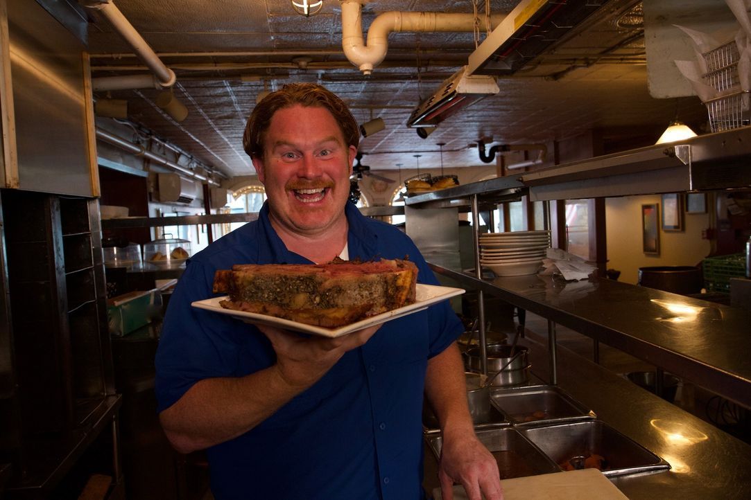 Dieses Steak hat es in sich: Casey Webb ist begeistert vom berühmten "Prime Rib" im "Durgin Park's" in Boston ... - Bildquelle: 2017,The Travel Channel, L.L.C. All Rights Reserved.