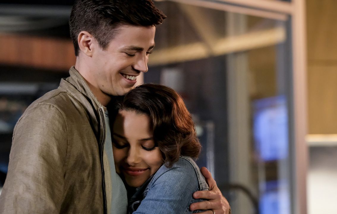 Barry (Grant Gustin, l.); Nora (Jessica Parker Kennedy, r.) - Bildquelle: Robert Falconer 2018 The CW Network, LLC. All rights reserved.