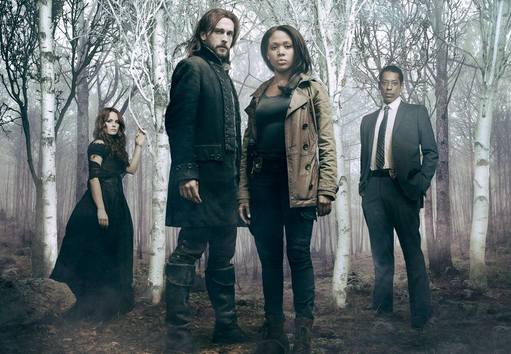 (1. Staffel) - Gemeinsam nehmen sie den Kampf gegen die dunklen Mächte in Sleepy Hollow auf: Katrina (Katia Winter, l.), Ichabod (Tom Mison, 2.v.l.)... - Bildquelle: 2013 Twentieth Century Fox Film Corporation. All rights reserved.