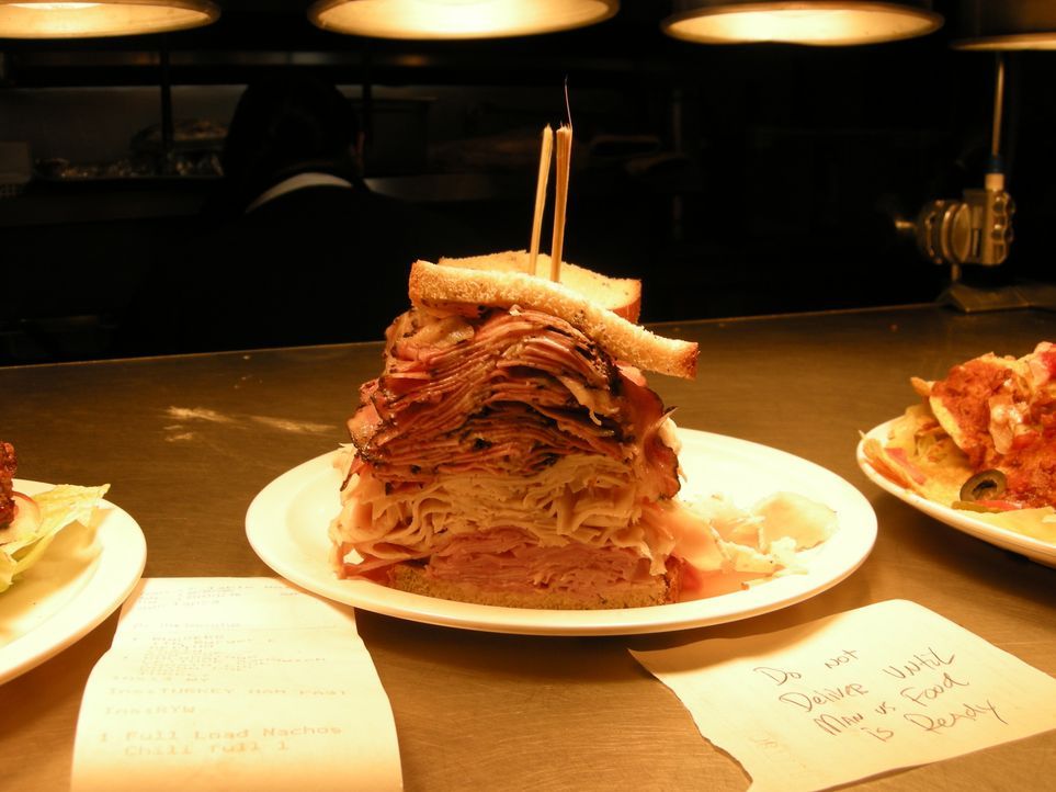 Jumbo Fisch Burger - Bildquelle: 2009, The Travel Channel, L.L.C.