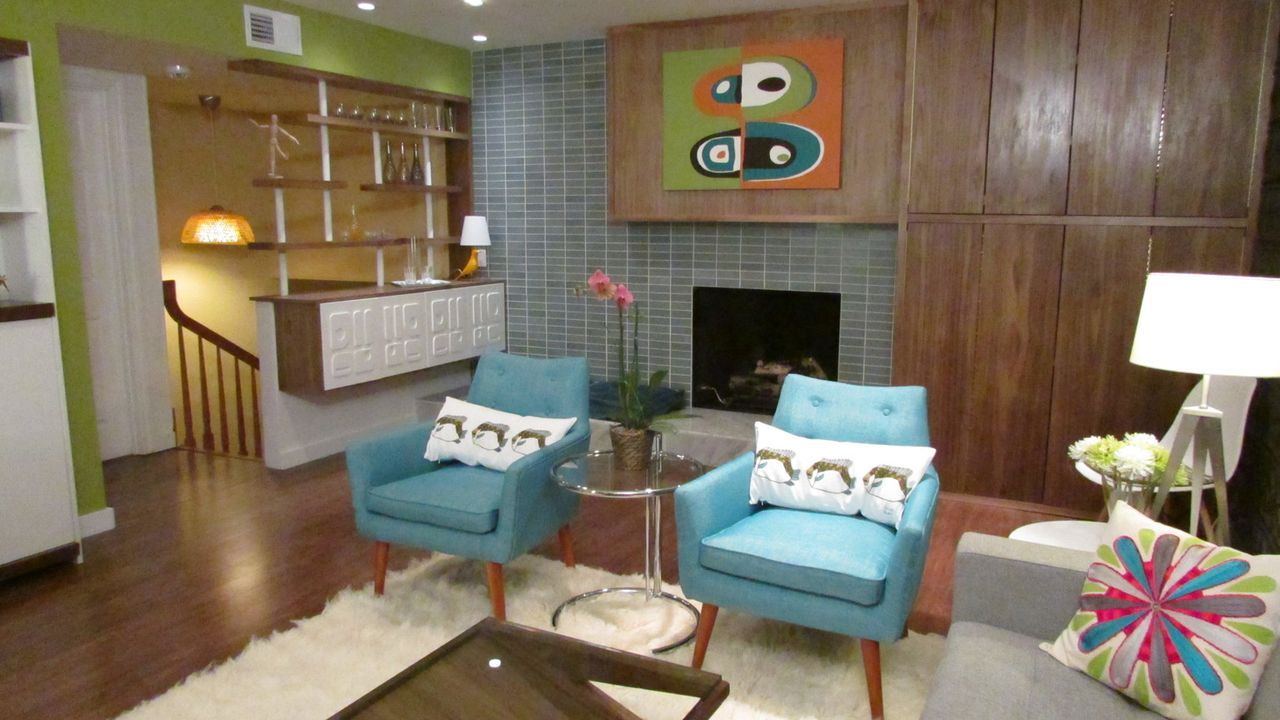 Die 50er-Jahre-Lounge - Bildquelle: 2013,DIY Network/Scripps Networks, LLC. All Rights Reserved