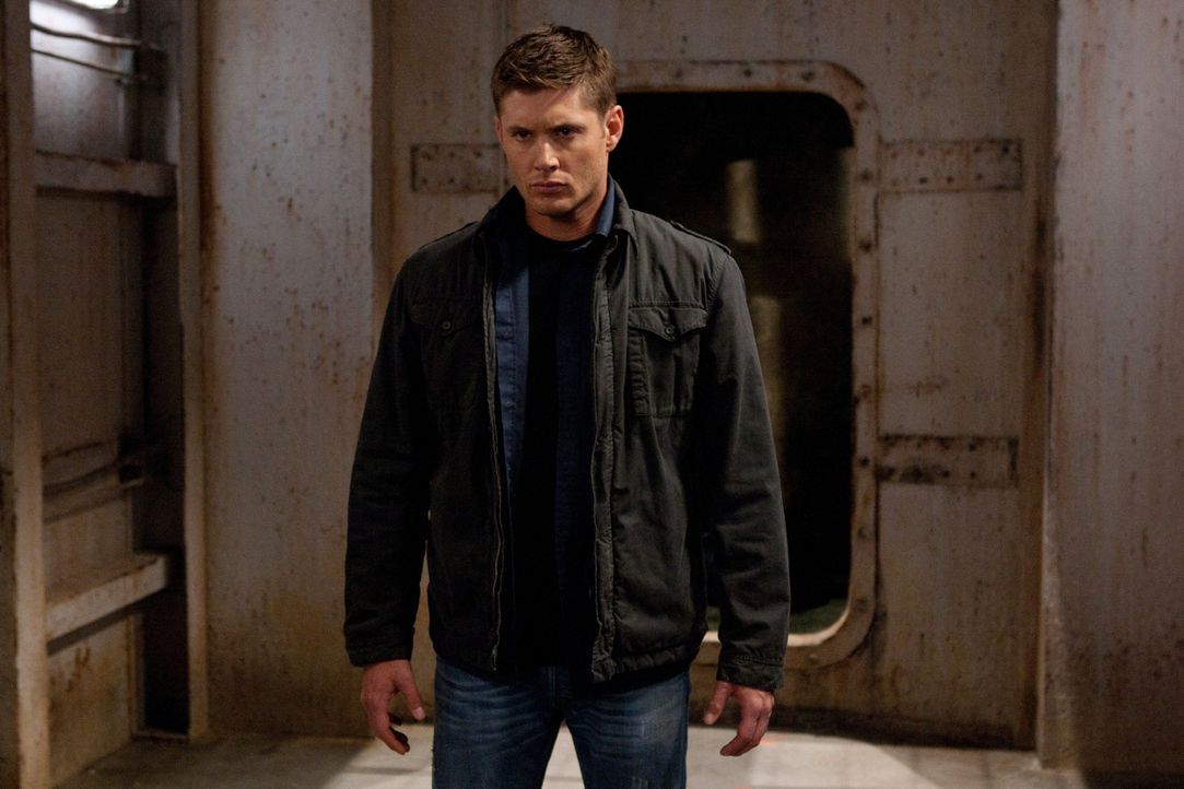 Nachdem Sam und die Campbells in Deans (Jensen Ackles) Leben aufgetaucht sind, scheint die Normalität nach und nach in seine Einzelteile zu zerfalle... - Bildquelle: Warner Bros. Television