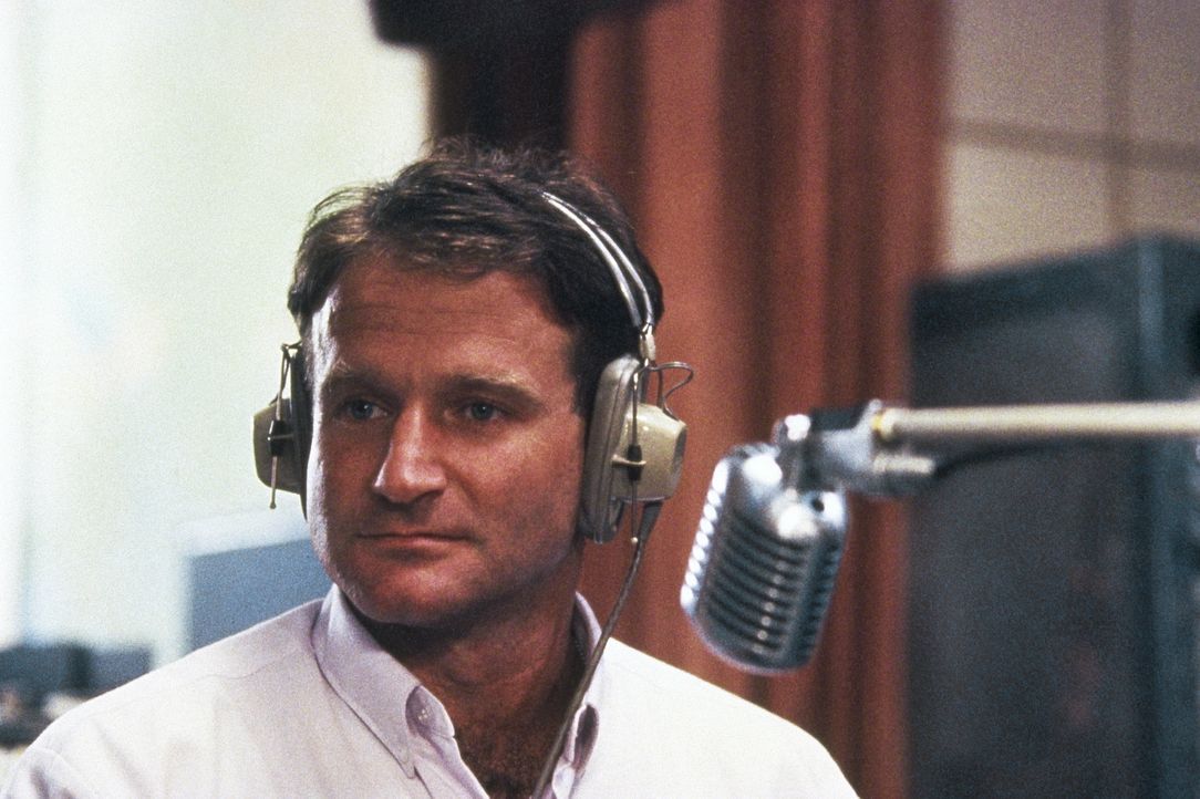 Als der neue Discjockey Adrian Cronauer (Robin Williams) an diesem Morgen des Jahres 1965 beim US-Soldatensender in Saigon anfängt, sind die Tage de... - Bildquelle: Touchstone Pictures