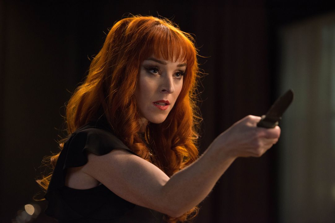 Rowena (Ruth Connell) - Bildquelle: Diyah Pera 2018 The CW Network, LLC. All Rights Reserved / Diyah Pera