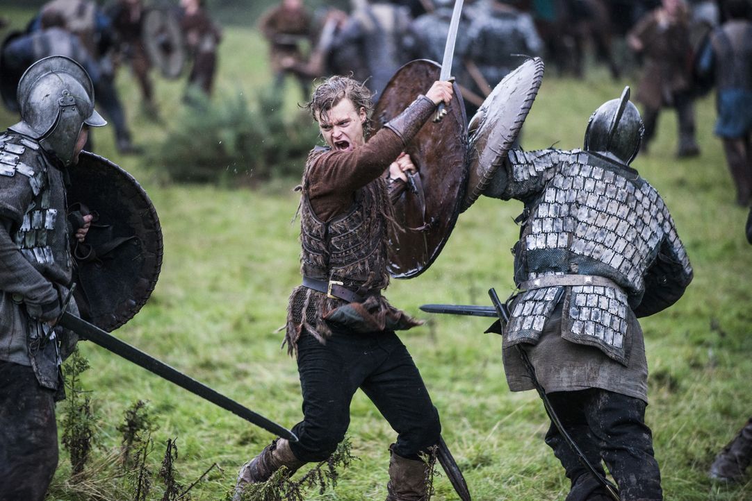 Im Kampf gegen die mächtigen Engländer: Erlendur (Edvin Endre) ... - Bildquelle: 2014 TM TELEVISION PRODUCTIONS LIMITED/T5 VIKINGS PRODUCTIONS INC. ALL RIGHTS RESERVED.