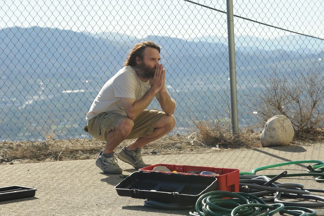 Muss dank Carol einiges an seinem Leben und seinen Alltagsbeschäftigungen ändern: Phil (Will Forte) ... - Bildquelle: 2015 Fox and its related entities.  All rights reserved.
