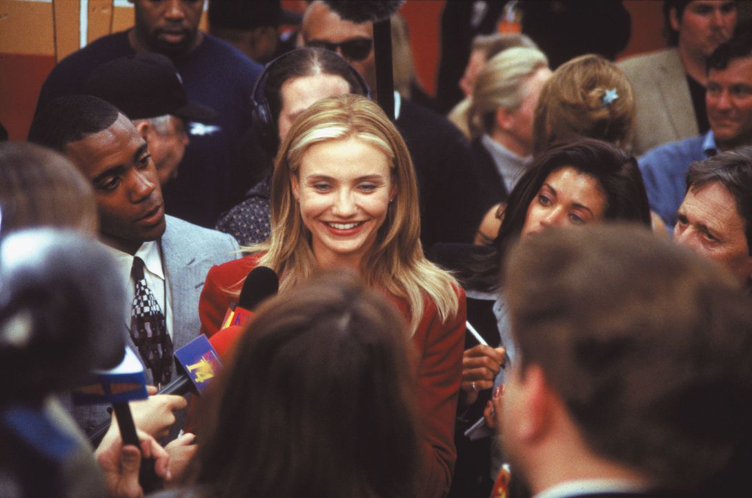 Christina Pagniacci (Cameron Diaz, M.) hat das Team Miami Sharks von ihrem Vater geerbt und glaubt nun, mit ihren neuen Ideen das Team voran zu brin... - Bildquelle: Warner Brothers