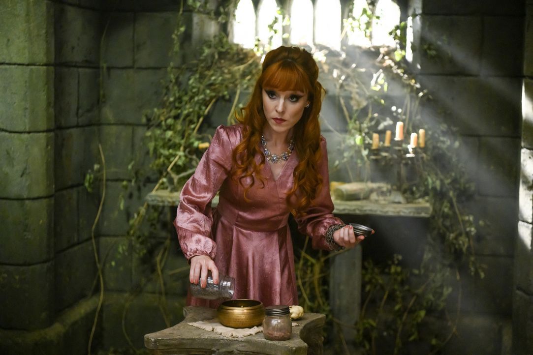 Rowena MacLeod (Ruth Connell) - Bildquelle: Diyah Pera 2019 The CW Network, LLC. All Rights Reserved. / Diyah Pera