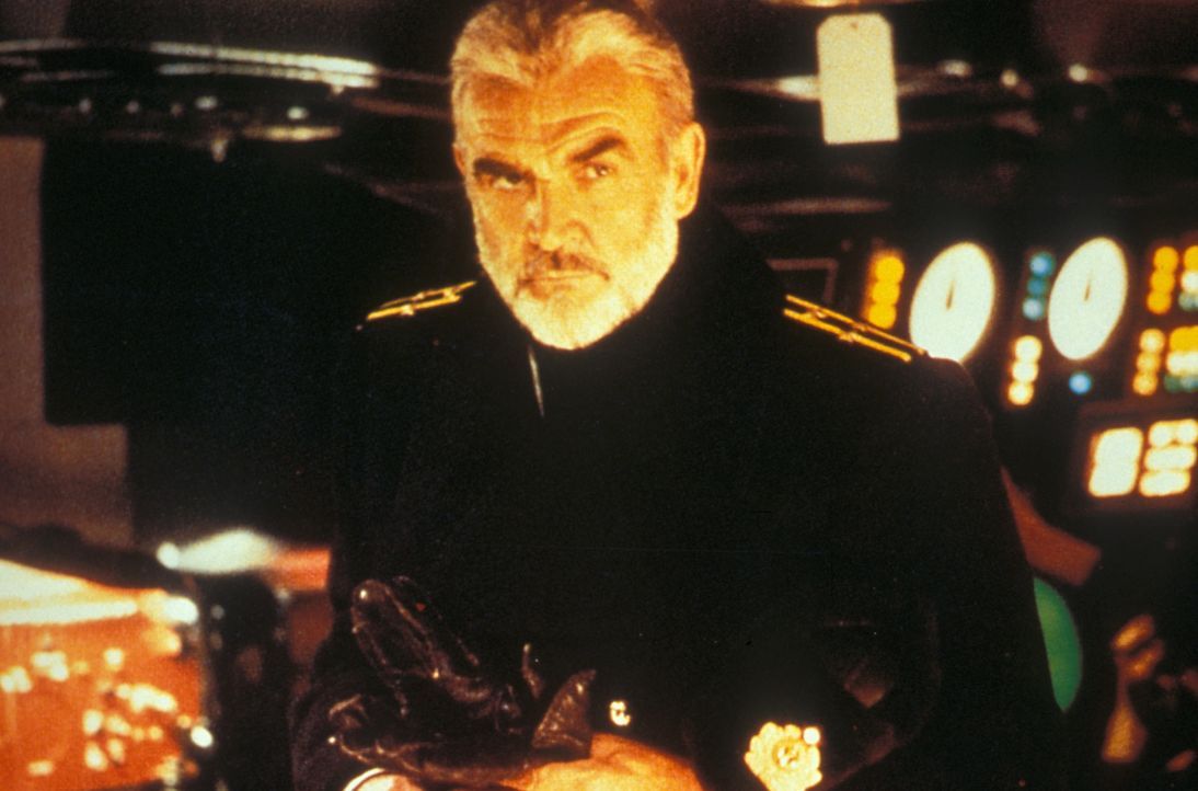 Die Jagd auf "Roter Oktober" beginnt: Will der sowjetische Kapitän Ramius (Sean Connery) auf eigene Faust die USA angreifen, will er überlaufen oder... - Bildquelle: Paramount Pictures