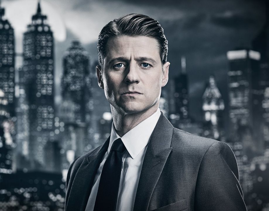 (4. Staffel) - Die Probleme werden in Gotham immer größer und Gordon (Ben McKenzie) muss herausfinden, wem er überhaupt noch trauen kann ... - Bildquelle: 2017 Warner Bros.