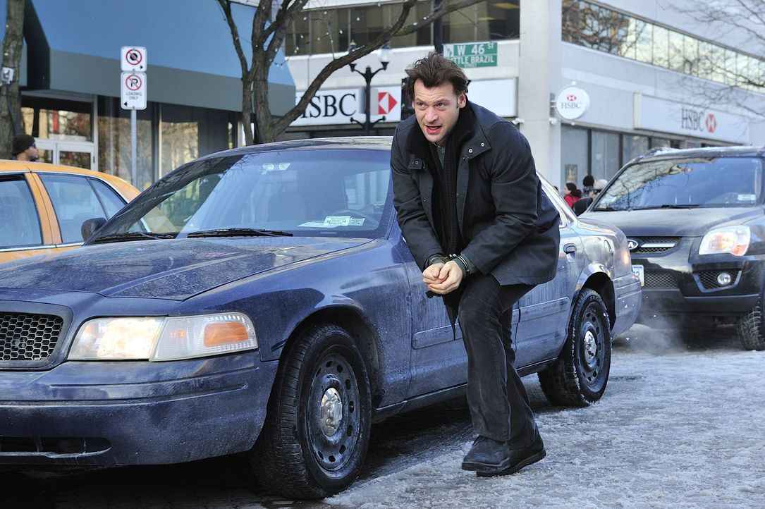 Die Sonnenfinsternis lockt die lichtscheuen Vampire an die Oberfläche. Kann Eph (Corey Stoll) ihnen entkommen? - Bildquelle: 2014 Fox and its related entities. All rights reserved.